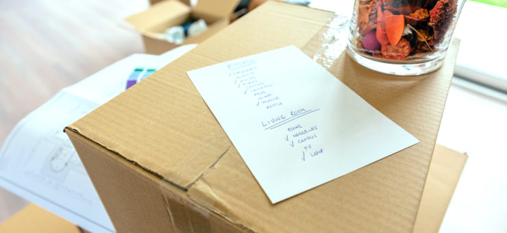 How To Declutter Before You Move﻿